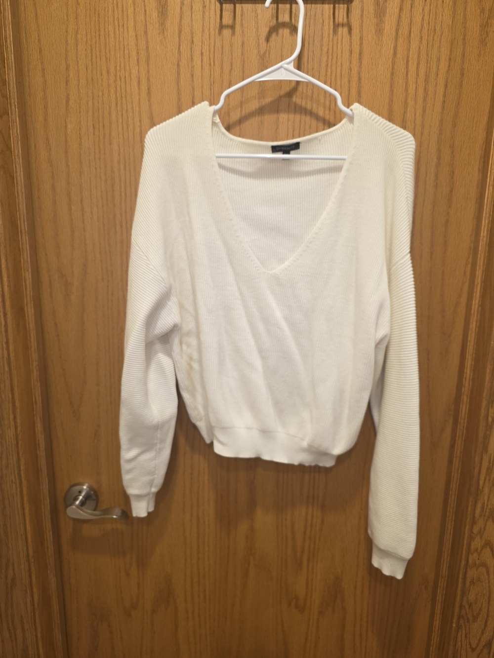 Dynamite Cream V-Neck Knit Sweater